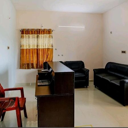 Nandas Grand Nellore Eksteriør billede