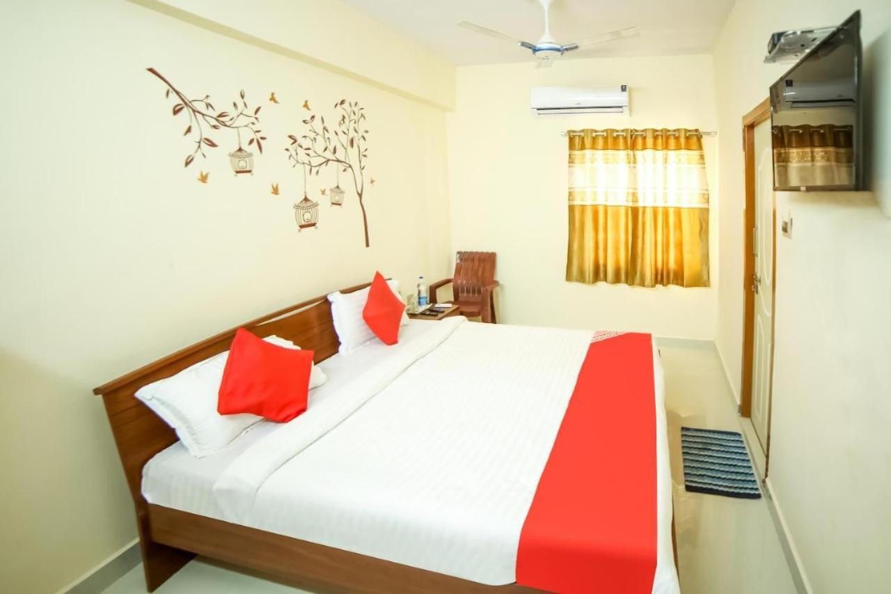 Nandas Grand Nellore Eksteriør billede
